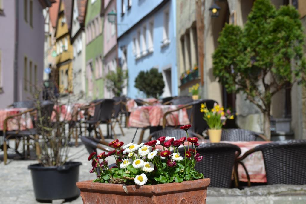 Hotel Gaestehaus Alter Keller Rothenburg ob der Tauber Exterior foto